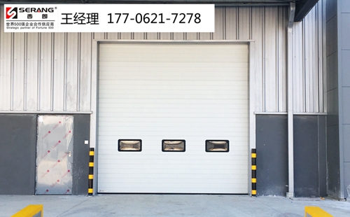 宿遷地區(qū)鋼構(gòu)廠房工業(yè)提升門廠家