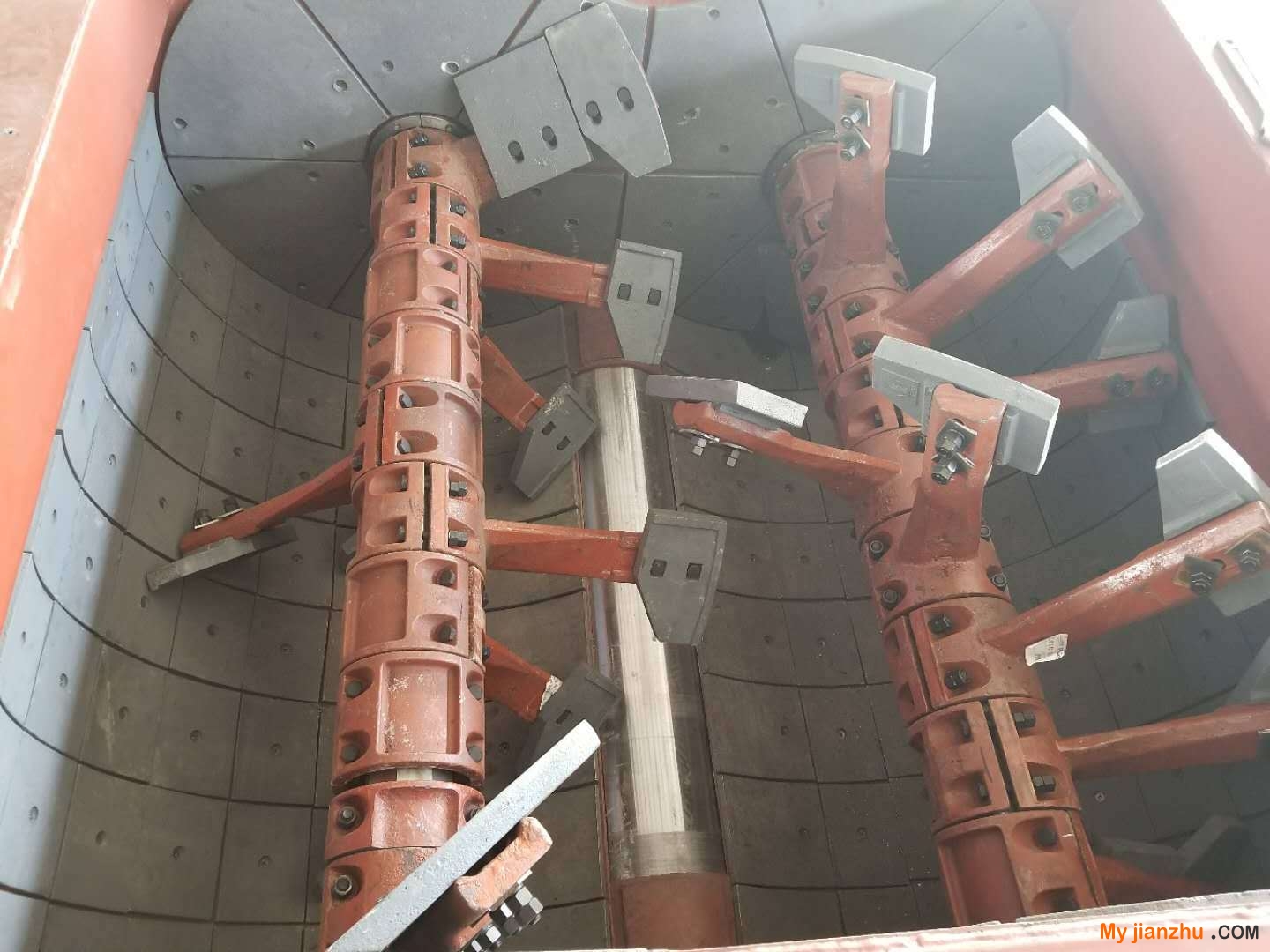 攪拌機內部