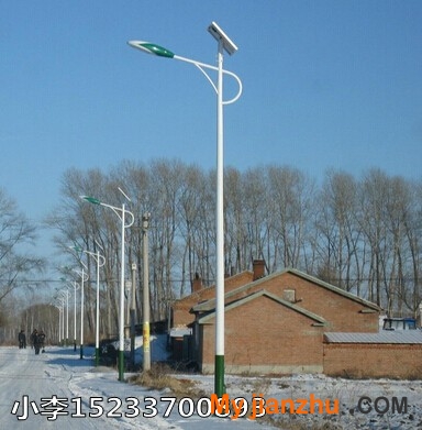 滄州6米太陽能路燈