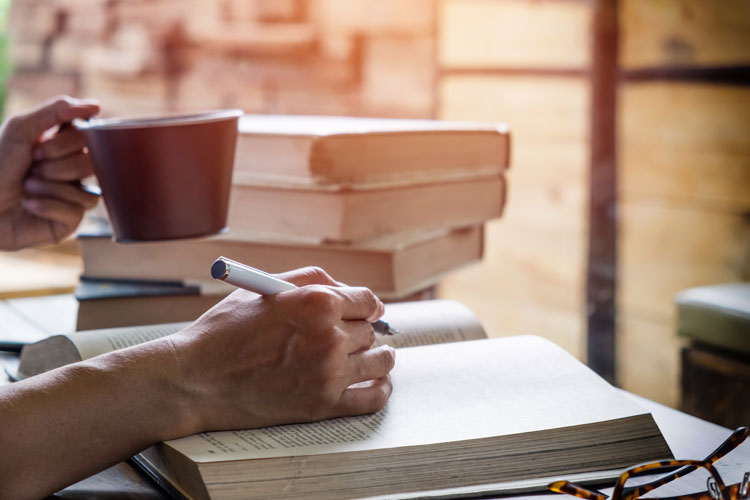 吉林大學計算機網絡技術專業(yè)高起專學費多少？