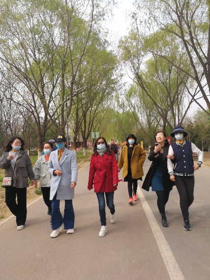 “慶建黨百年，走健康之路” 網(wǎng)絡與繼續(xù)教育學院舉辦健步走活動